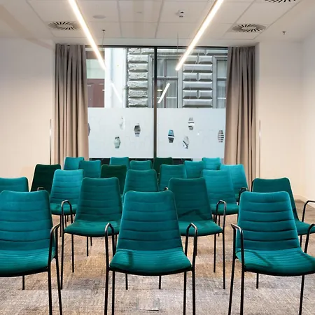 Hotel Hampton By Hilton Centre