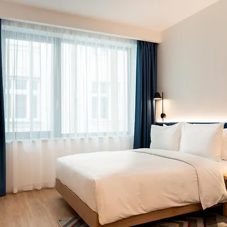 Hampton By Hilton Centre Hotel 3*