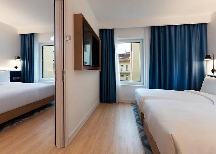 Hampton By Hilton Centre 酒店