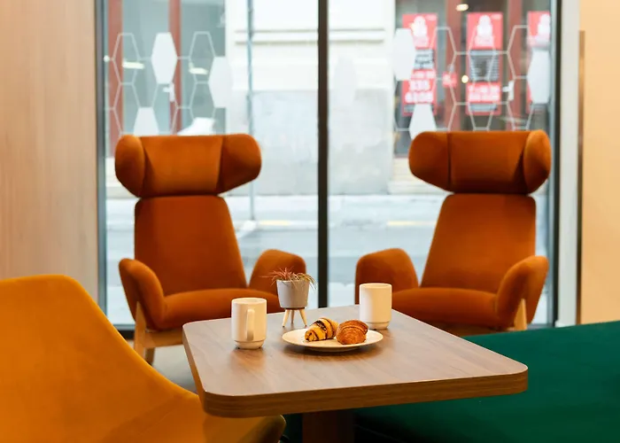 酒店 Hampton By Hilton Centre 3*