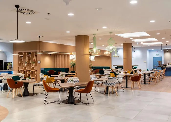 Hampton By Hilton Centre