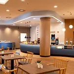 Hampton By Hilton Centre 酒店