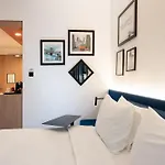 Hampton By Hilton Centre