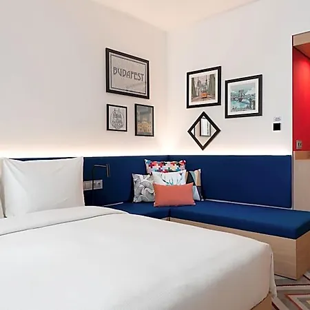 Hotel Hampton By Hilton Centre