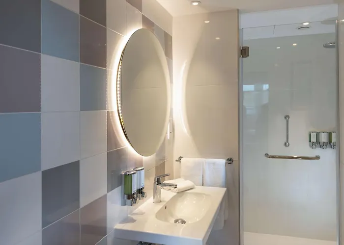 Hampton By Hilton Centre Отель Будапешт